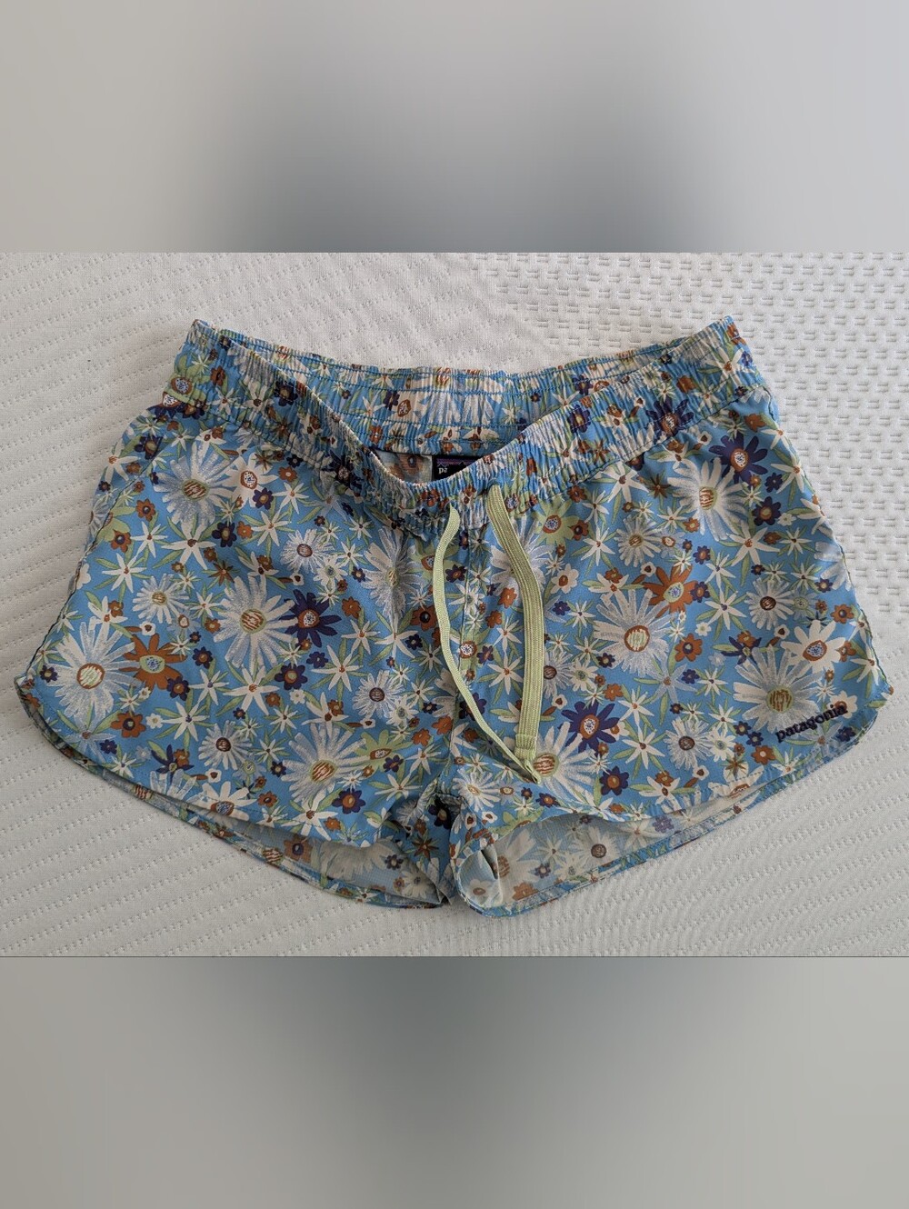Patagonia Blue Floral Drawstring Women’s Shorts
